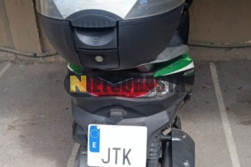 Kawasaki J 300 ABS 2016