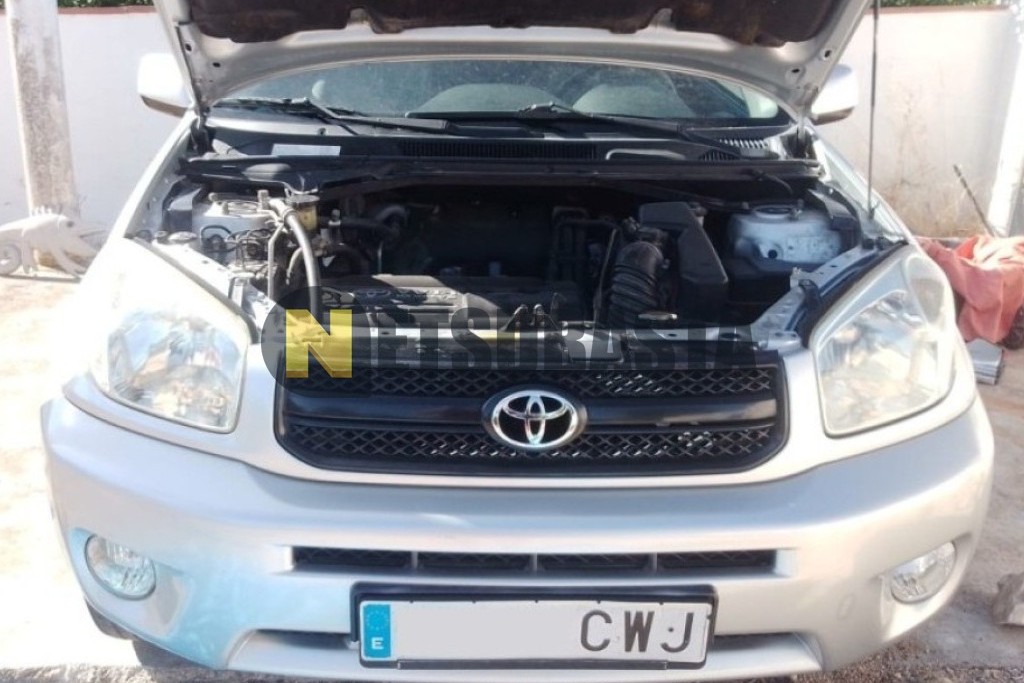 Toyota RAV4 1.8 2004