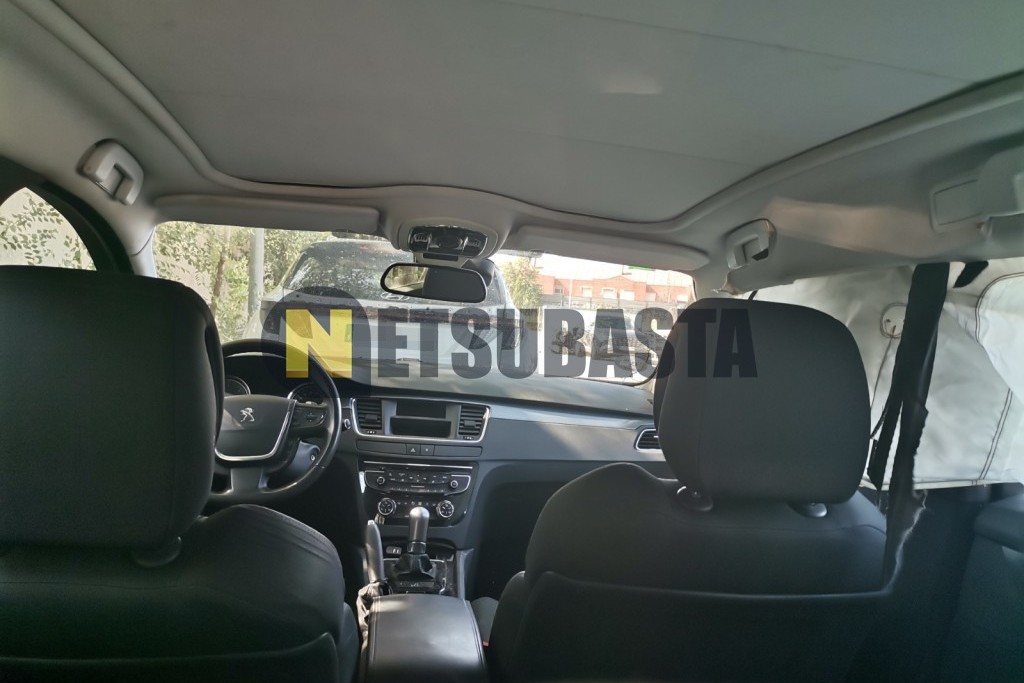 Peugeot 508 SW 1.6 e-HDi CMP 2013
