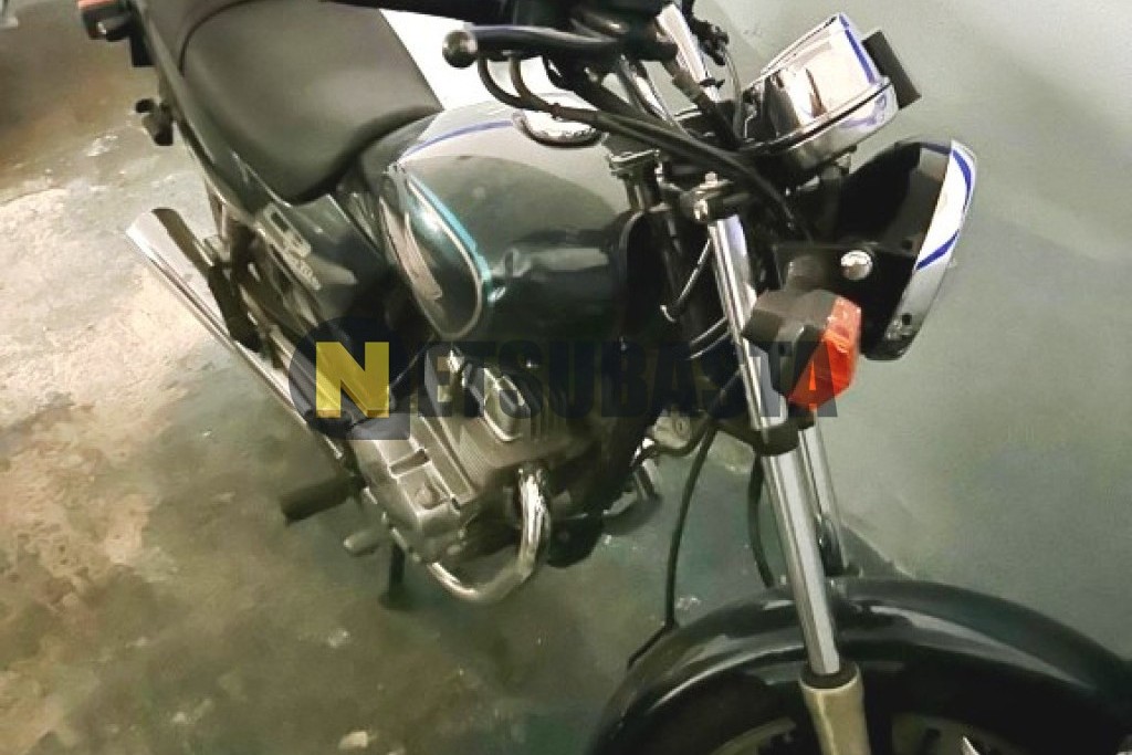 Honda CB 250 Two Fifty 1995