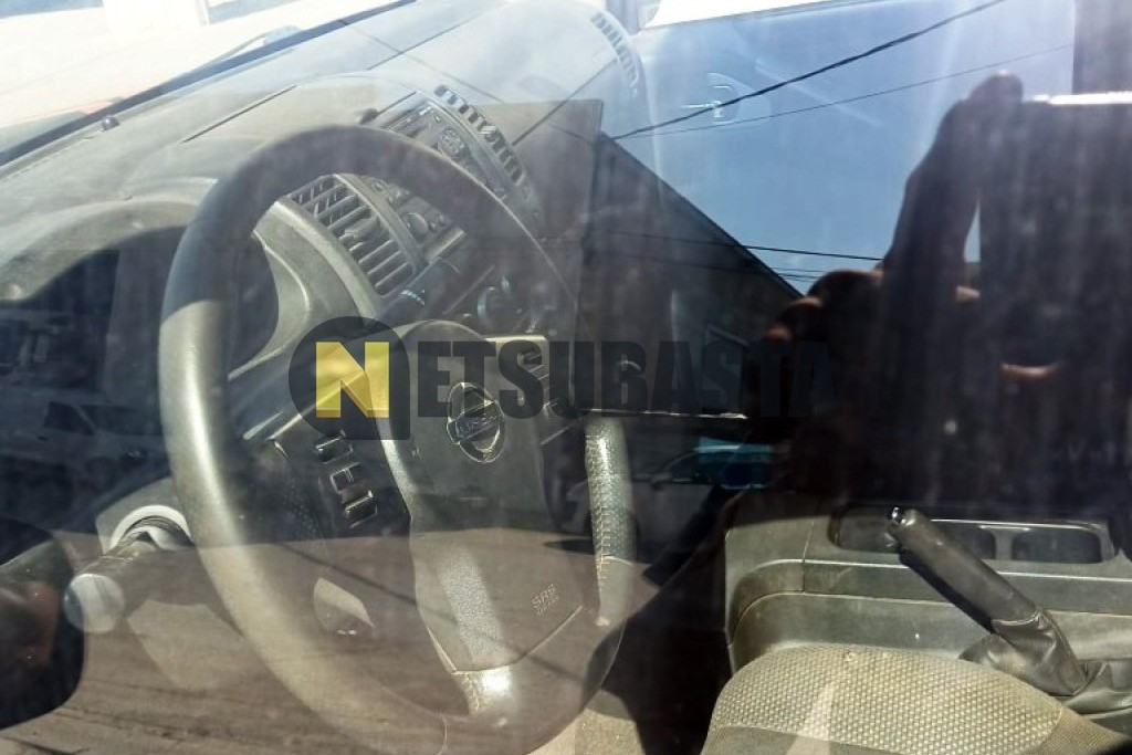 Nissan Navara 2.5 dCi Doble Cabina 4x4 2006
