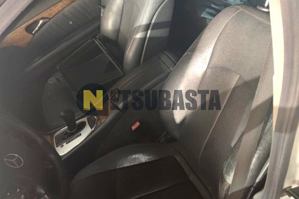 Mercedes-Benz E 220 CDI Aut. 2004