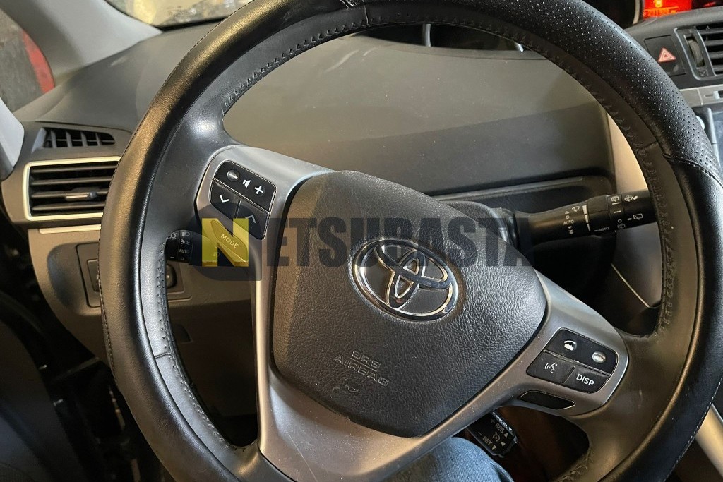 Toyota Verso 115D 2015