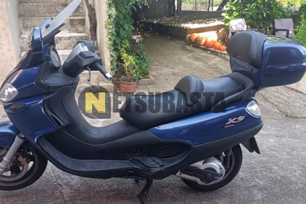 Piaggio X9 500 2005