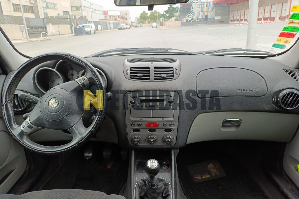 Alfa Romeo 147 1.9 JTD 2001