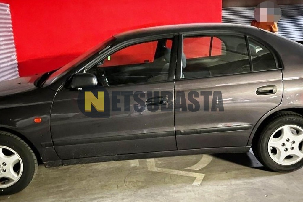 Toyota Carina E 2.0 GLi 1995