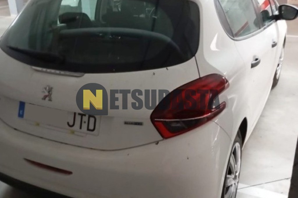 Peugeot 208 1.6 HDi 2016