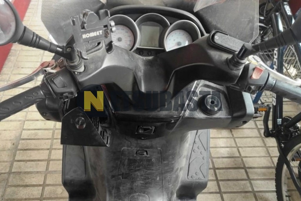 Kymco Super Dink 300i 2011