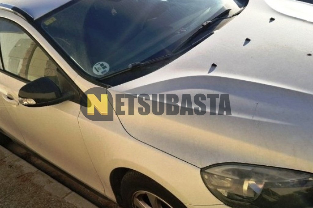 Volvo V40 Cross Country 2.0 D3 2014