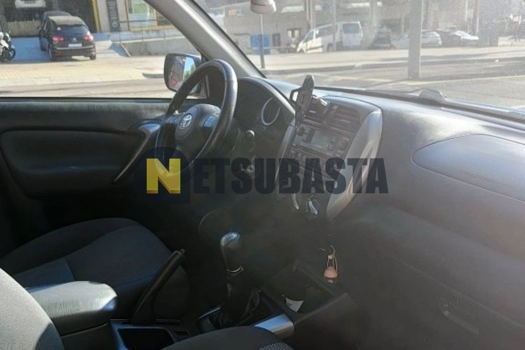 Toyota RAV4 1.8 2004