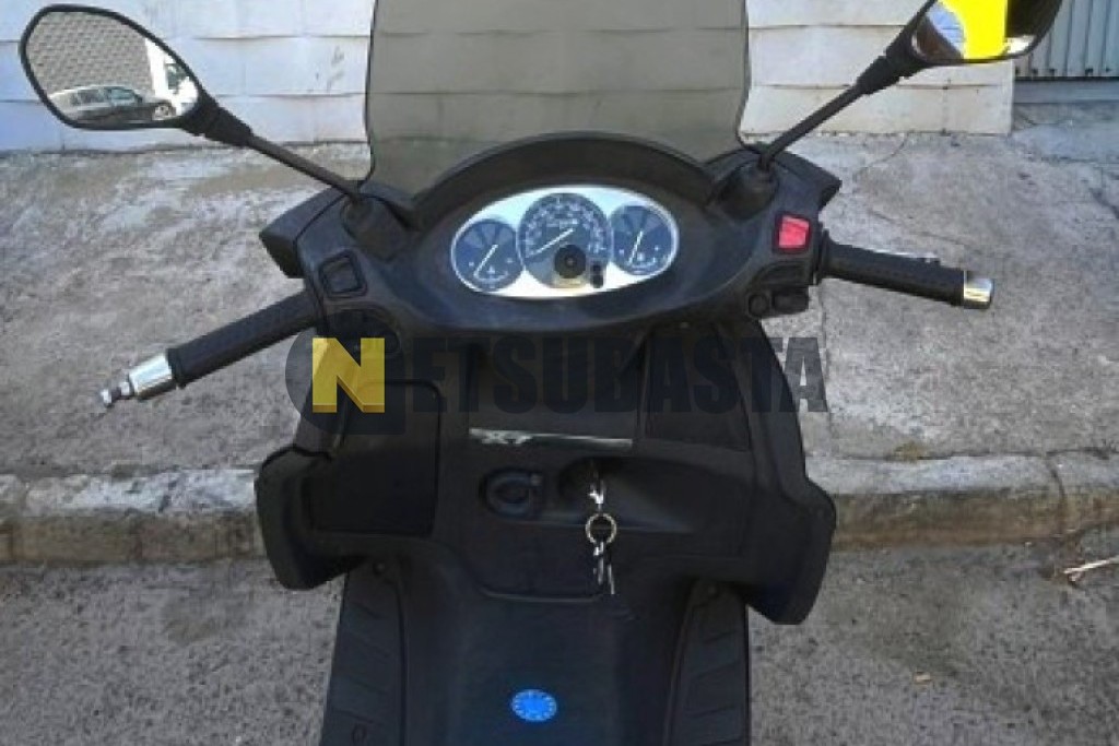 Piaggio X7 125 2008