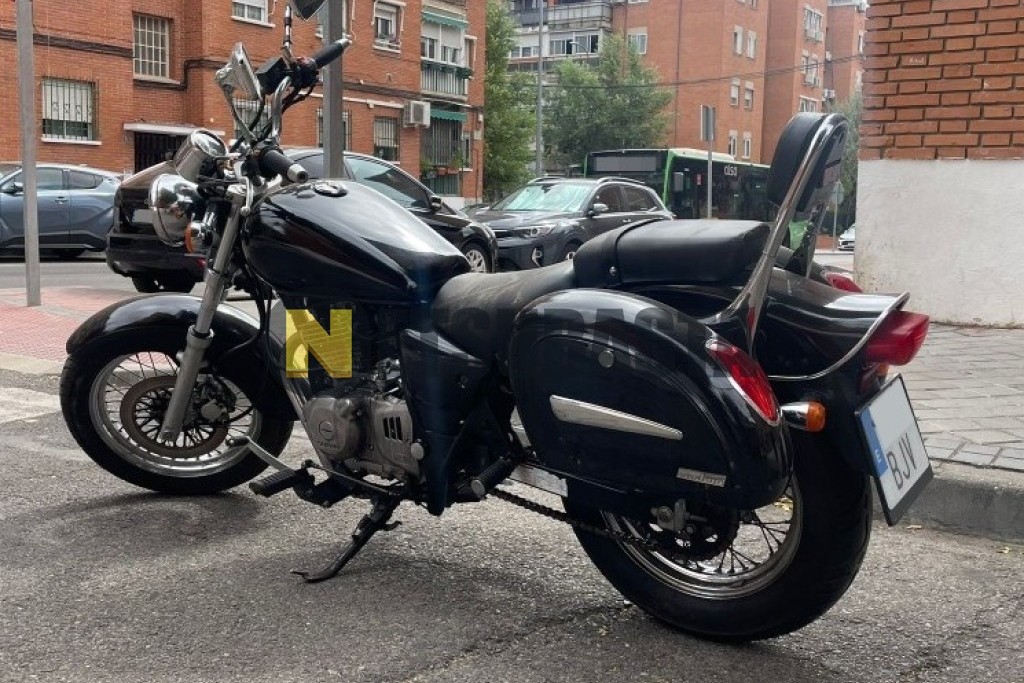 Suzuki Marauder 250 2001