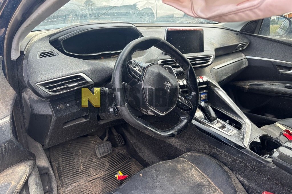 Peugeot 3008 1.6 Hybrid e-EAT8 2020