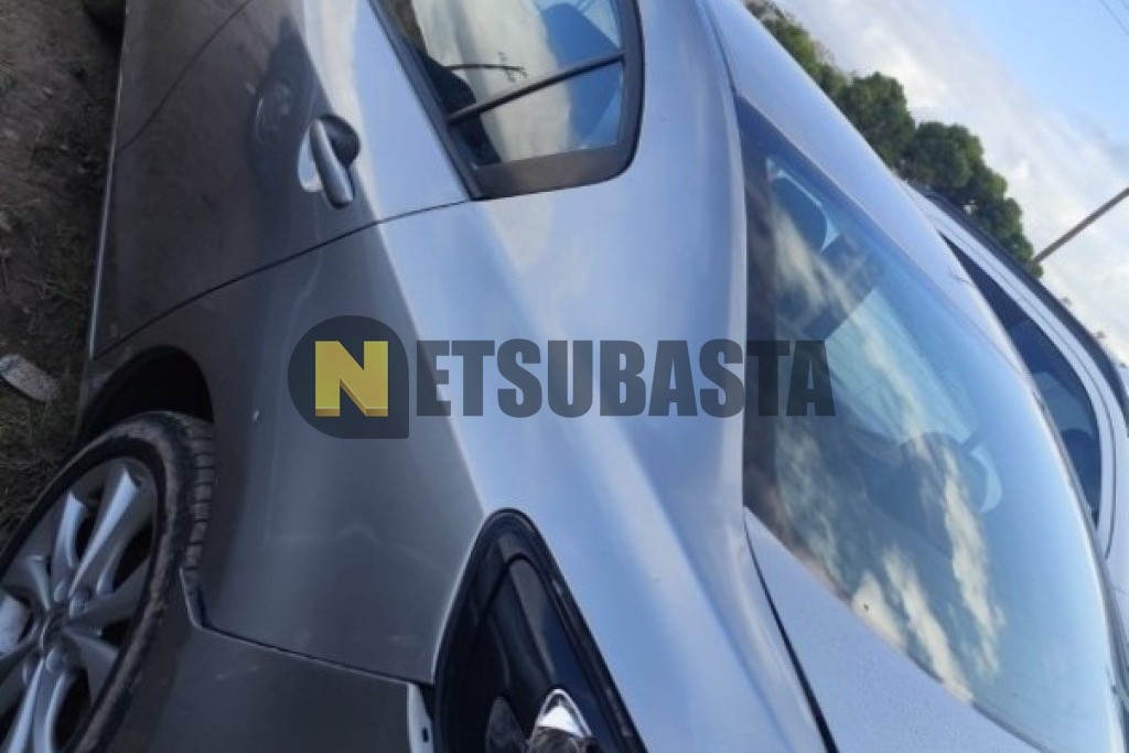 Mazda 3 SportSedán 1.6 CRTD 2011