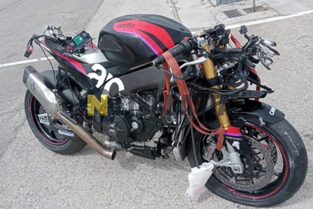 Aprilia RSV4 1100 2022