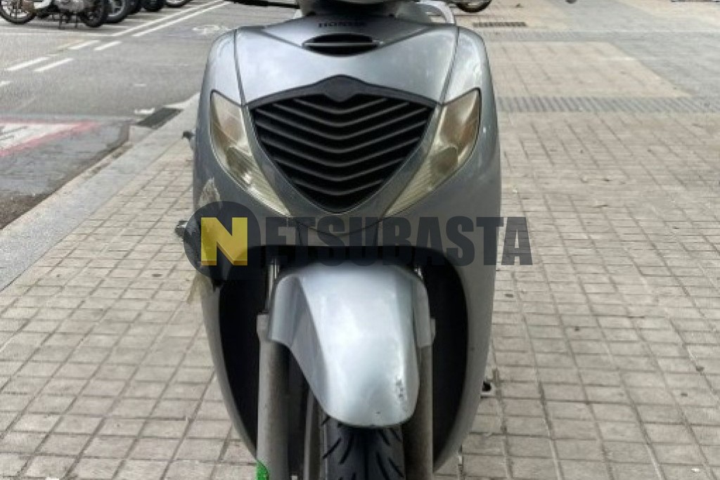 Honda SCOOPY SH125 2005