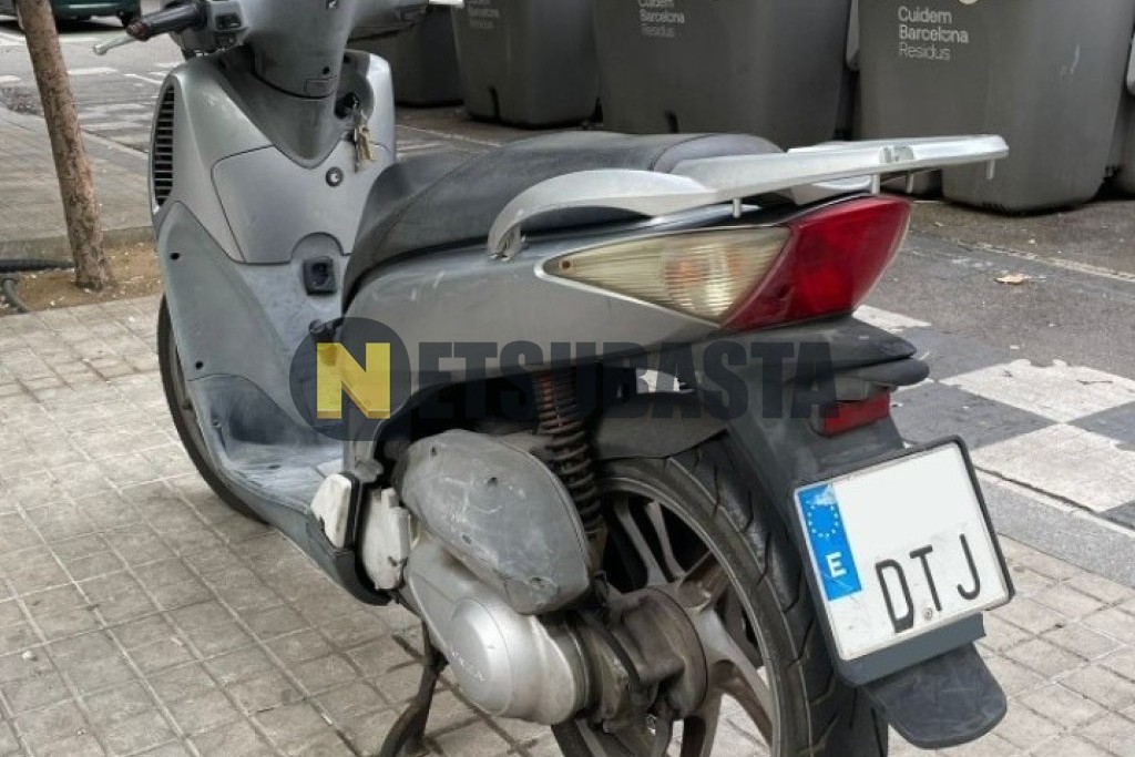 Honda SCOOPY SH125 2005