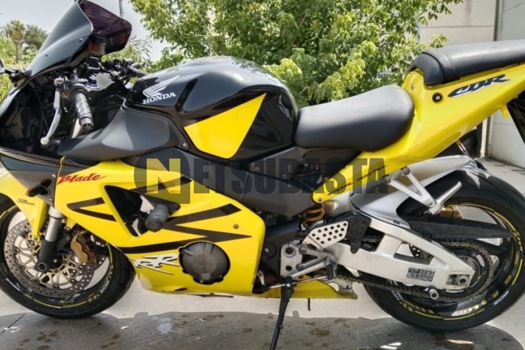 Honda CBR 900RR 2003