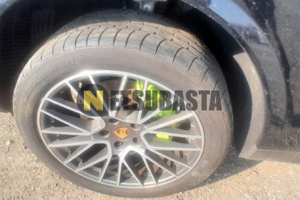 Porsche Cayenne E-Hybrid Coupé 2023