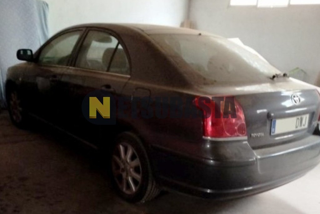Toyota Avensis 2.2 D-4D 2006