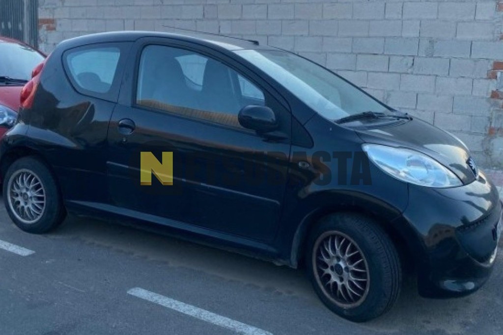 Peugeot 107 1.0i 2006