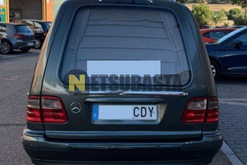 Mercedes-Benz E 220 CDI Aut. (Fúnebre) 2003