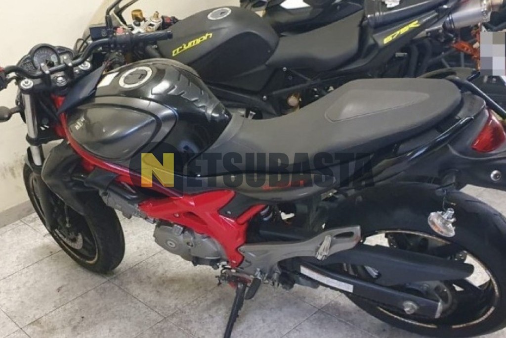 Suzuki Gladius 650 2014