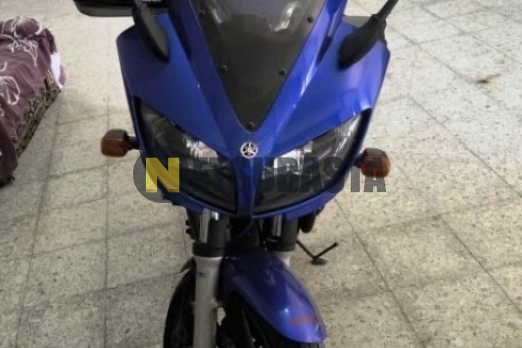 Yamaha FZS 600 Fazer 2003