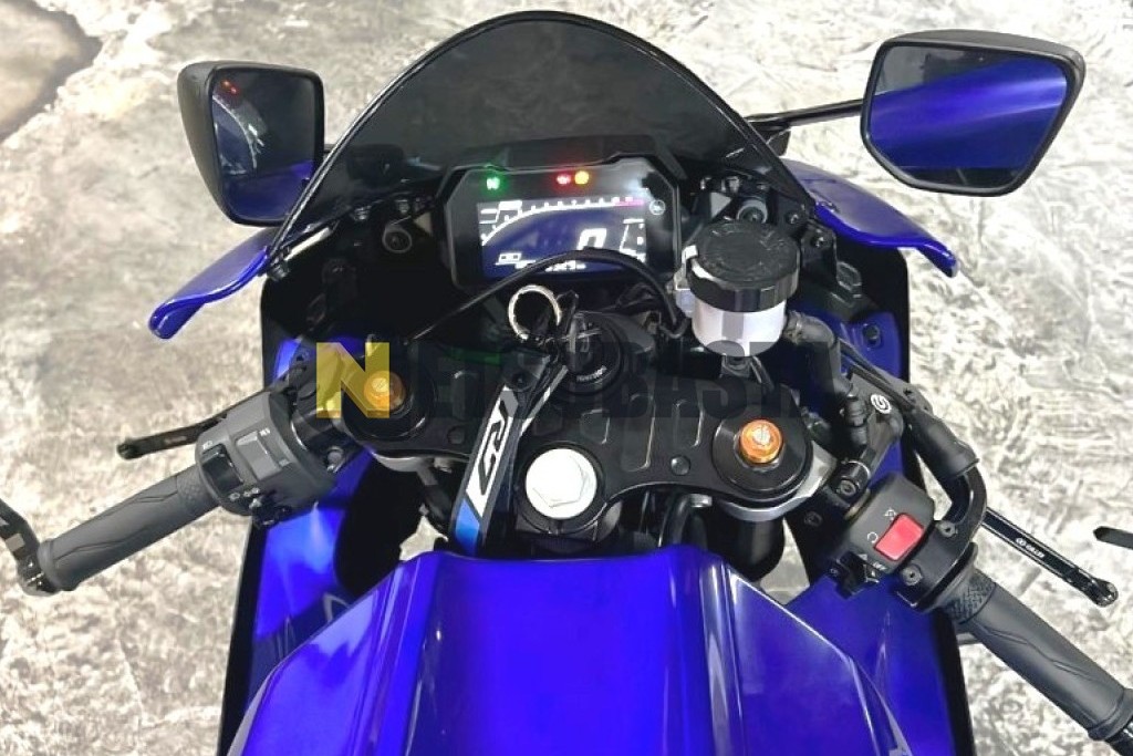 Yamaha R7 2023