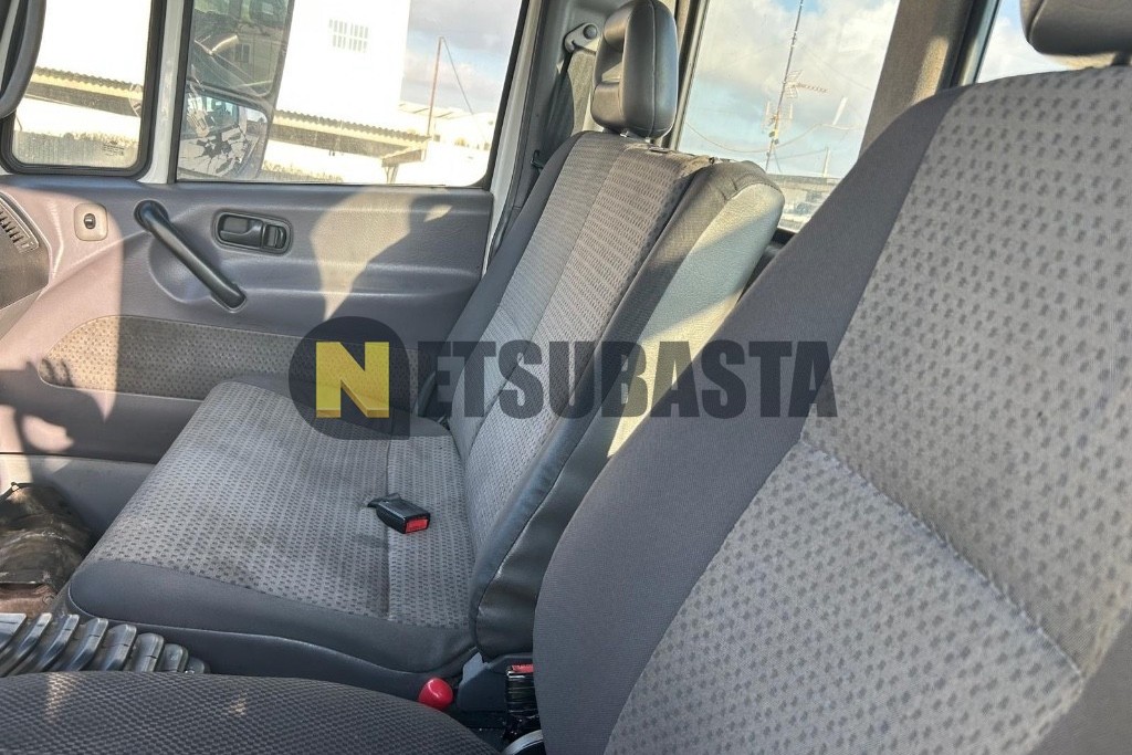 Nissan Atleon 35.15 Portacoches 2011