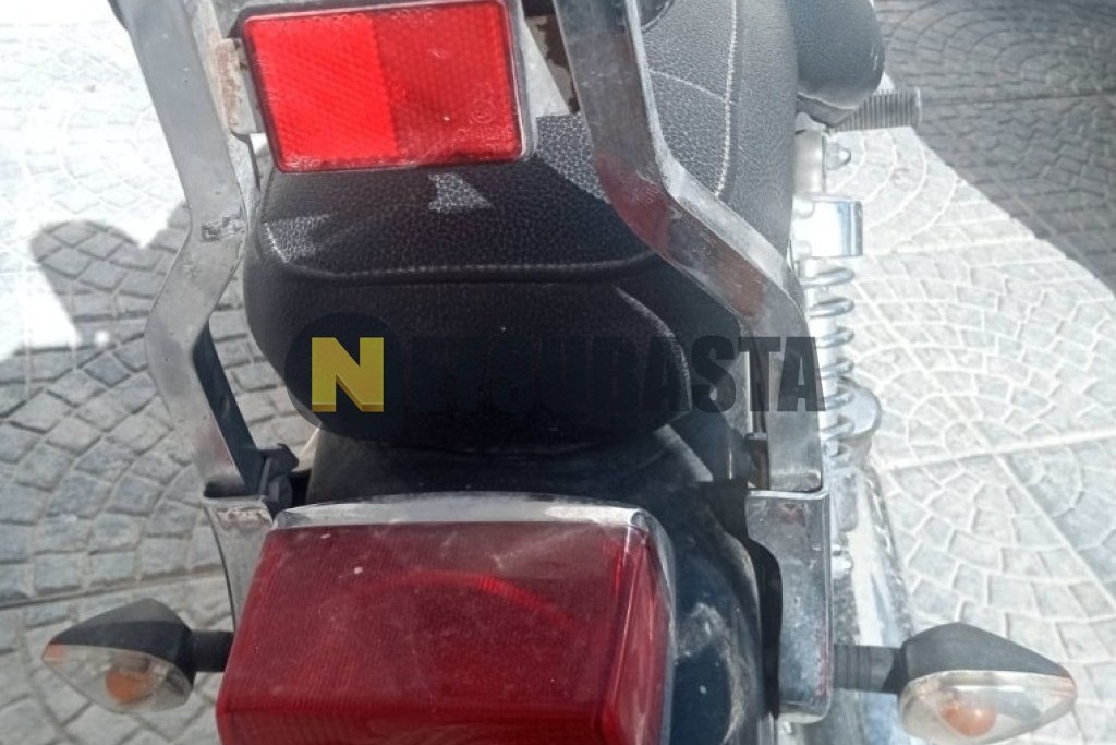 Suzuki LS 650 Savage 2001