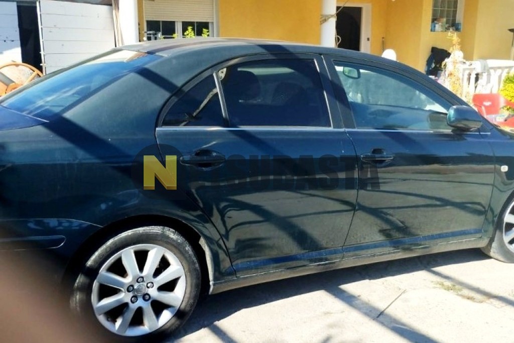 Toyota Avensis 1.8 VVT-i 2005