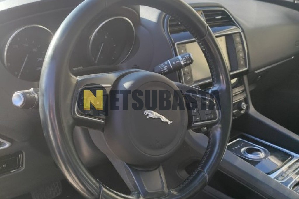 Jaguar F-PACE 2.0 i4D AWD Auto 2016