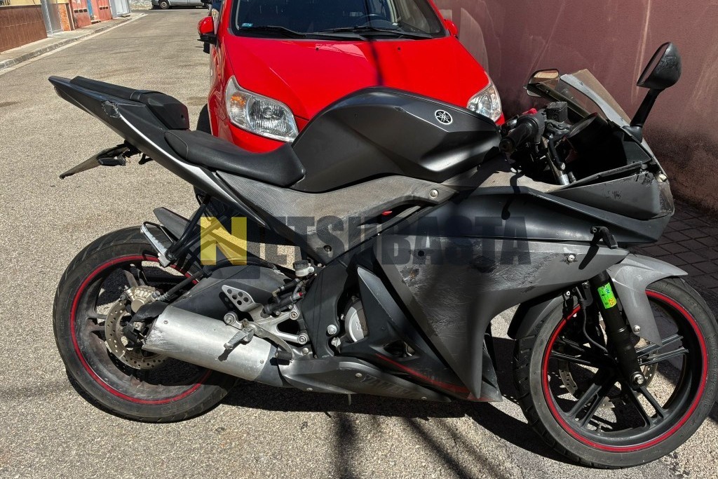 Yamaha YZF R 125 2012