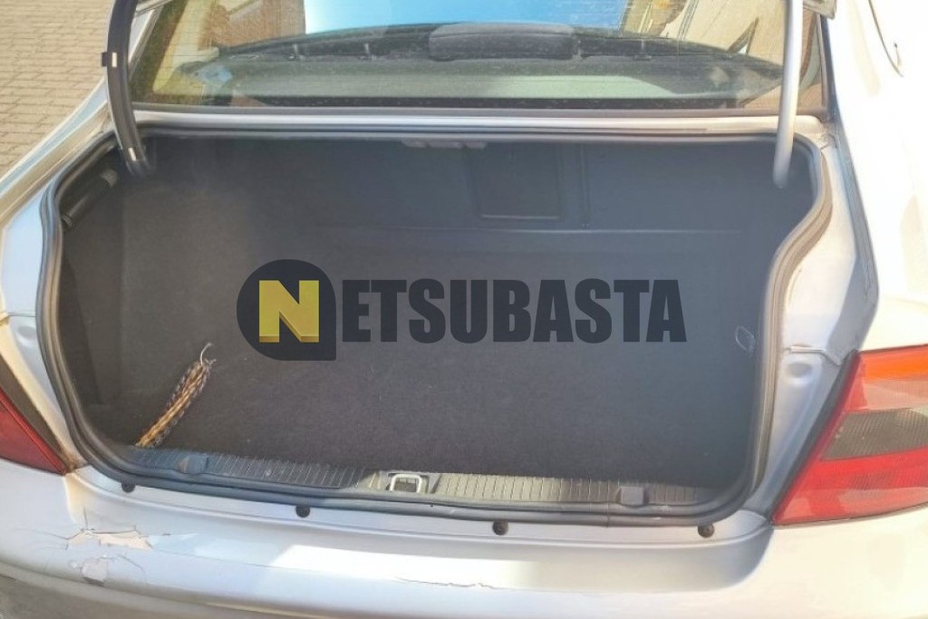 Opel Vectra 1.8 2001