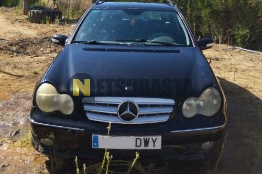 Mercedes-Benz C 270 CDI Familiar Aut 2001