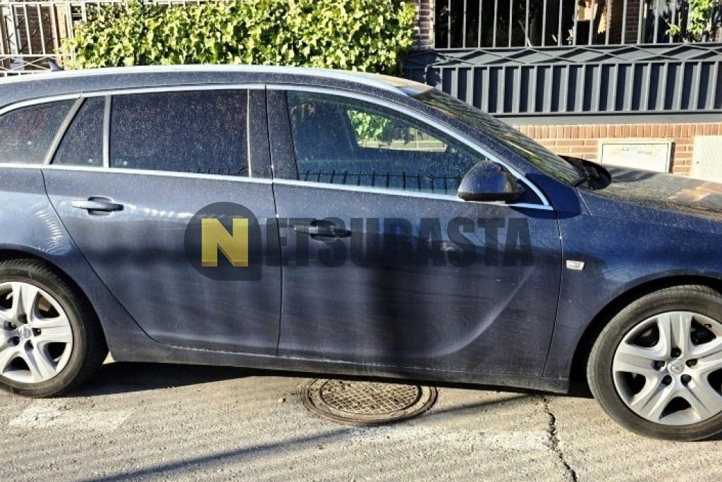 Opel Insignia Sports Tourer 2.0 CDTI ecoFLEX 2011