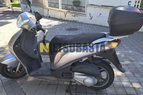 Daelim Roadwin 125 2005