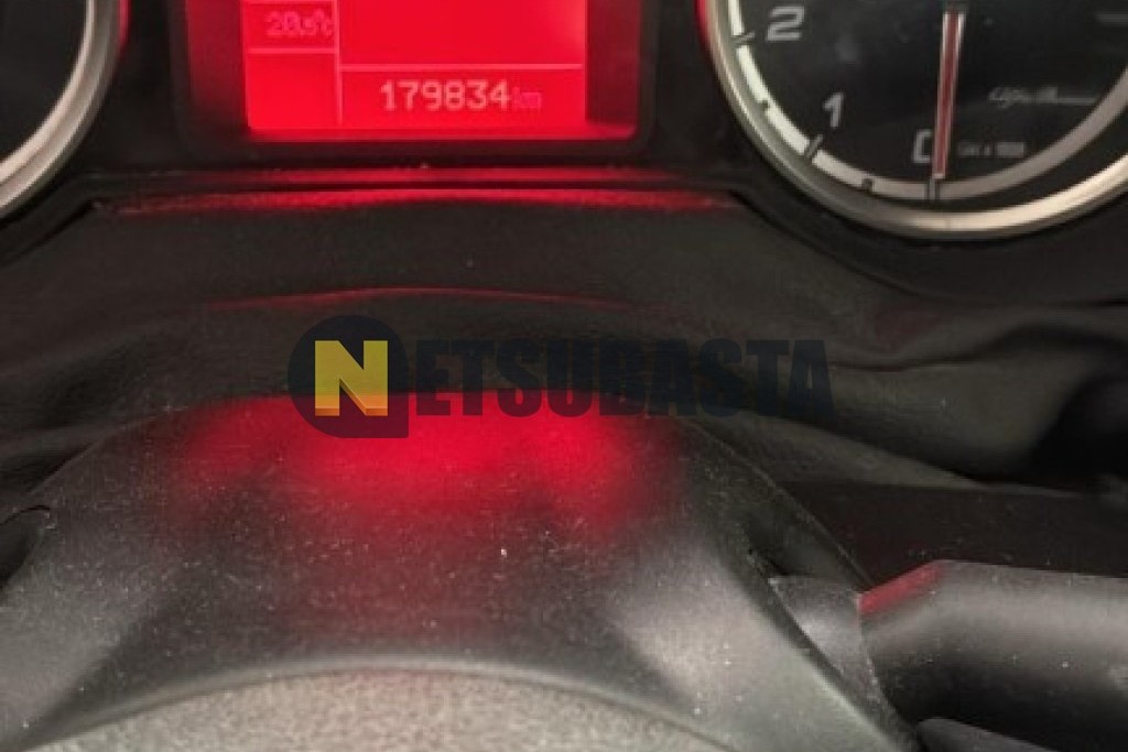 Alfa Romeo MiTo 1.4 Turbo MultiAir 2010