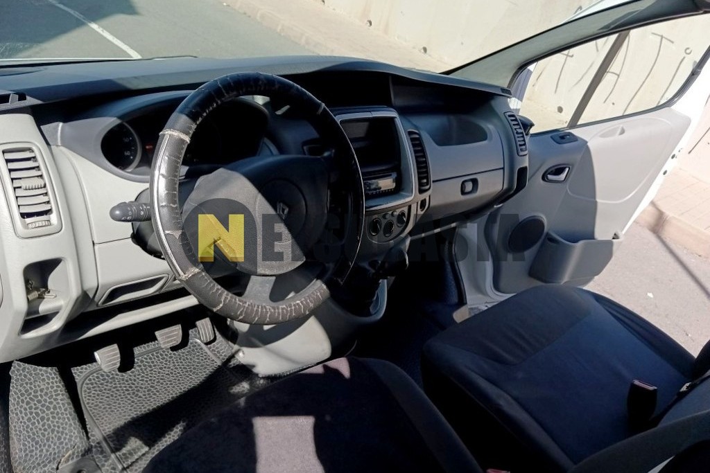 Renault Trafic Passenger 2.0 dCi 2010