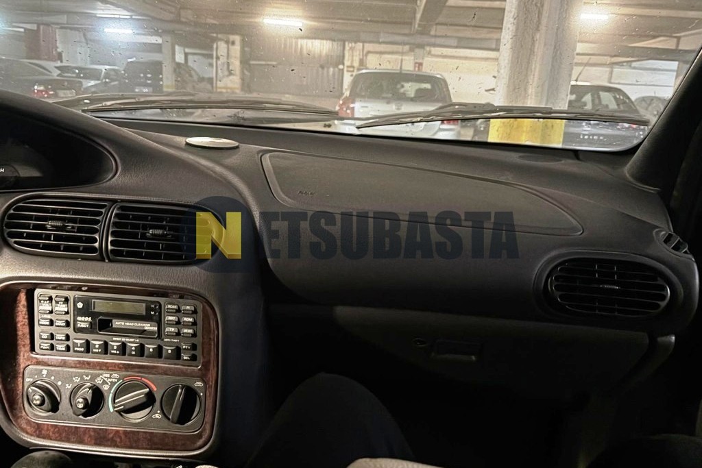 Chrysler Stratus 2.5 Aut. 1998