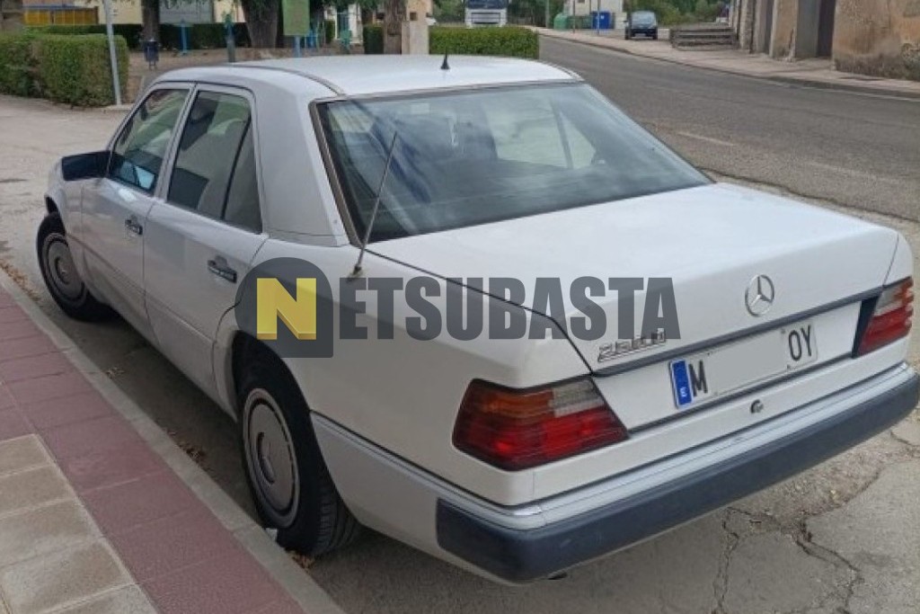 Mercedes-Benz 250 D 1993