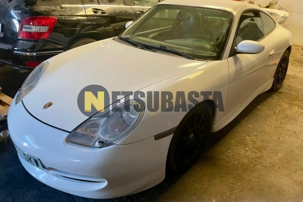 Porsche 911 Carrera Coupé 2000