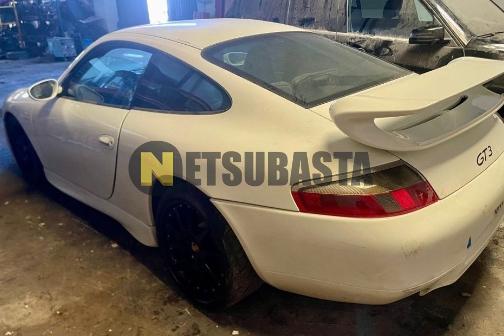 Porsche 911 Carrera Coupé 2000