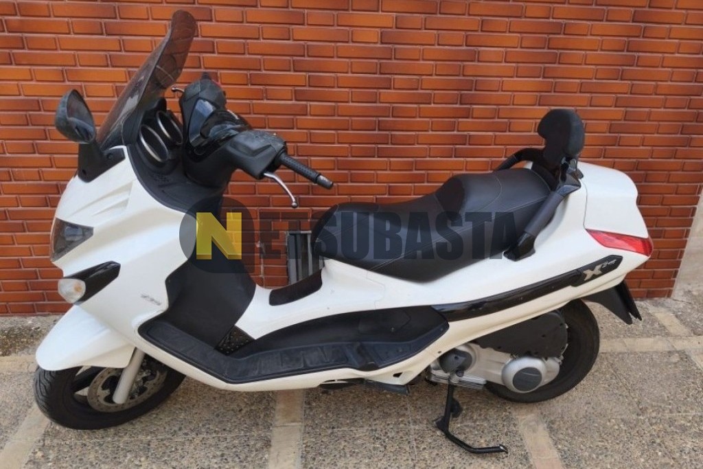 Piaggio X EVO 125 2016