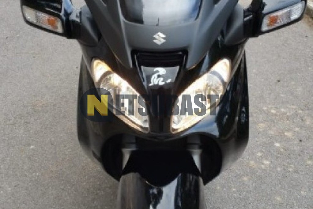Suzuki BURGMAN 650 Executive 2005