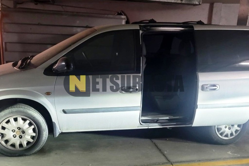 Chrysler Voyager 2.5 CRD 2004