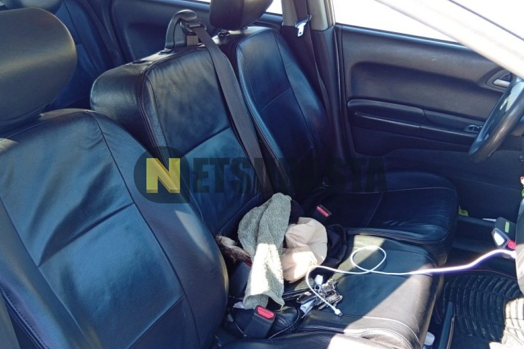 Honda FR-V 2.2 i-CTDi 2006