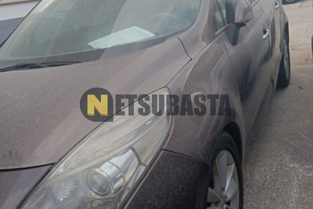 Renault Gran Scenic 2.0 dCi Aut. 2012