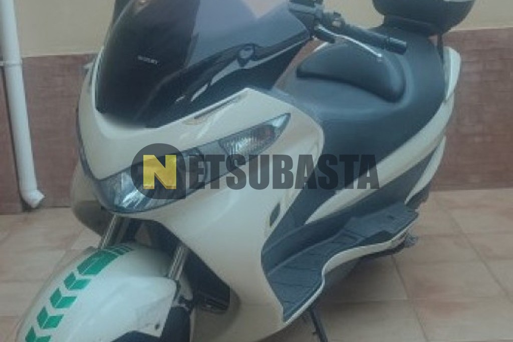 Suzuki Burgman 125 2012
